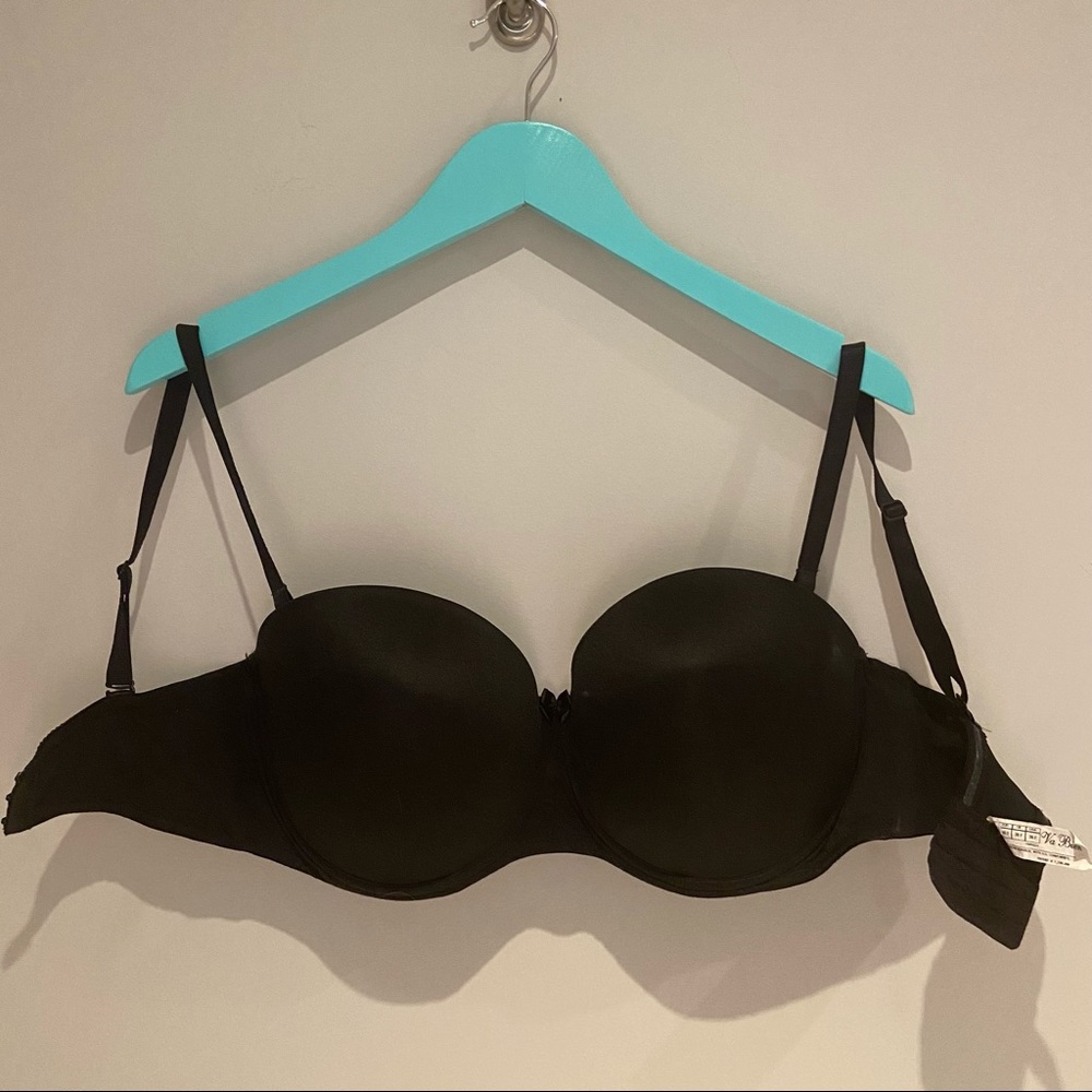 Strapless Pushup Bra with Removable Straps